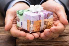 Geschenke einpacken mit packpapier nicht nur weihnachten. Geldgeschenke Verpacken 20 Originelle Ideen