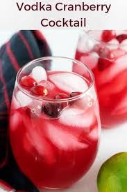 A Simple Vodka Cranberry Cocktail Perfectly Balanced To Quench Your Thirst For A Sweet Yet Tart Be Cranberry Vodka Cranberry Cocktail Vodka Cranberry Cocktail