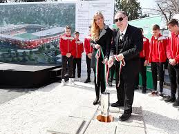 This is the profile site of the manager péter bozsik. Honved Lefektettek Az Uj Bozsik Stadion Alapkovet Nso