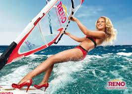 „unsere brüste sind nicht das filetstück. Media Janni Honscheid Surfer Model