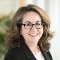 Ann Hon's Instagram, Twitter & Facebook