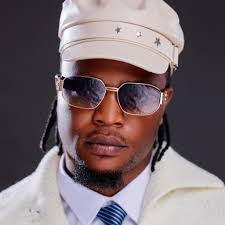 Moses Wise's Instagram, Twitter & Facebook