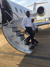 Jun 07, 2021 · atiku abubakar, former vice president, has reacted to his 2023 presidential campaign posters with former central bank of nigeria (cbn) governor, charles Warri Billionaire Ayiri Emami Flies A Private Jet To Meet With Bola Tinubu Lai Mohammed Photos Gistmania