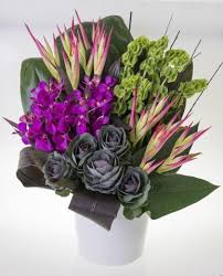 Pin On Modern Flowers Arrangements