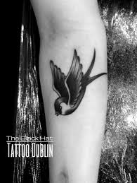 Swallow Black And Gray American Traditional Tattoo Old School Traditional Tattoo Black And Grey American Traditional Tattoo Traditional Tattoo Old School