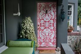 We did not find results for: 9 Ways To Decorate Your Door