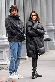 Shay Mitchell Out With Baby Daddy Matte Babel Before Pretty Little Liars Reunion With Ashley Benson Readsector