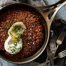 A Giant Skillet Latke To Win Em All Plus 14 Other Hanukkah Recipes Latkes Recipes Hanukkah Food Best Latke Recipe