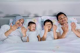 Aku melempar orang yang berbuat jahat kepadaku dengan panah dan pedang allah yang mematikan. Khasiat Surat Al Ikhlas Bagi Orang Yang Membaca Secara Rutin Kumparan Com