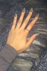 For a lovely acrylic nail design, paint your nails shiny black color. Acrylic Nails Ideas For Dark Skin Girls On Stylevore