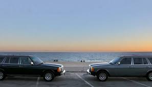 The 300cd is the coupe variant of the w123 and comes equipped with a turbodiesel engine. His N Hers 1983 Mercedes Benz 300td W123 Wagons Dailyturismo