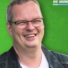 Ich wünsche Dir einen schönen Sonntag mit genußvollen Augenblicken. Liebe  Grüße von Oups http://www.oups.com/shop/oups.html