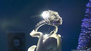 We did not find results for: French Luxury Giant S Tiffany Tie Up In Tatters After Tariff Tiff Business Economy And Finance News From A German Perspective Dw 11 09 2020