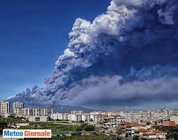 La prima si svolse dall'11 al 27 settembre27 settembre al 9 ottobre. Etna Eruzione Esplosiva Con Scosse Di Terremoto Che Cosa Succede Meteo Giornale