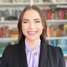 Anna Wysocki's Instagram, Twitter & Facebook