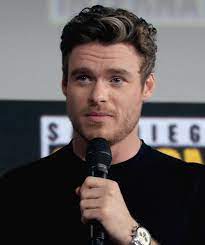 Ри́чард мэ́дден — британский актёр театра, кино и телевидения. Richard Madden Wikipedia