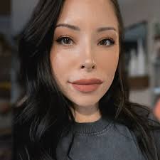 Ig needs a feature that allows you to block all Reels that use a specific  audio, bc if I hear that anxiety song one more time I'm going to end up in