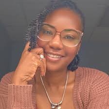 A roll of paper towels don't stand a CHANCE when I'm in the kitchen 😂