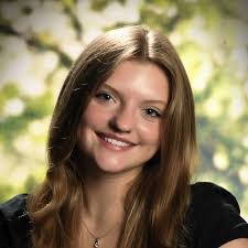 Mackenzie Glaser's Instagram, Twitter & Facebook