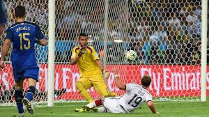 Antenne Bayern Radio Reporter Rasten Beim Gotze Tor Aus Weltmeisterschaft Weltmeister Und Weltmeister 2014