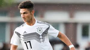 ˈhaːkan ˈtʃaɫhanoːɫu, born 8 february 1994) is a turkish professional footballer who plays as an attacking midfielder for serie a club milan and the turkish. Hoffenheim Verliert Nachstes Talent U19 Spieler Kerim Calhanoglu Wechselt Zu Schalke Goal Com