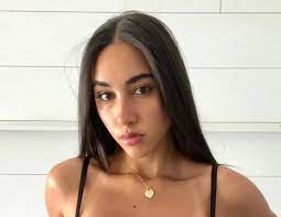 Celebrities - Fanslet