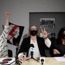 Marta lempart jest zarażona koronawirusem. Strajk Kobiet Rada Konsultacyjna Oglosila Postulaty