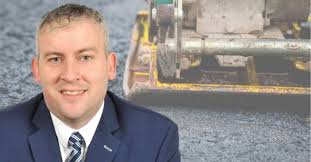 Warning over contractors demanding cash for tarmac "botch jobs" in North  Galway