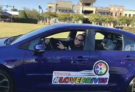 D+I Annual Report 2022: + = Us