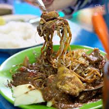 Dalam bahasa jawa kata cingur berarti mulut, hal ini merujuk. Street Food In Surabaya Rujak Cingur Genteng Durasim By Meatball Noodles Medium