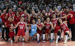 Ve bugün kimin voleybol maçı var? A Milli Kadin Voleybol Takimi Finalde Internet Haber