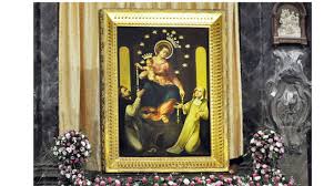Madonna del rosario di pompei. Pompei Mancano Poche Ore Alla Tradizionale Discesa Del Quadro Della Madonna In Preparazione Alla Supplica Di Domenica Positanonews