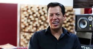 Unas clases de guitarra con kiko cibrian agosto 2020 , kiko cibrian guitarrista en. Kiko Cibrian Productor Estelar Sound Check