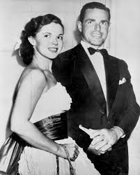 Shirley temple, also known by her married name shirley temple black, was an american actress, singer, dancer, businessperson, diplomat, and public servant. Hollywood Child Star Shirley Temple Dies Aged 85 Daily Mail Online