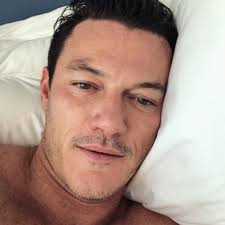 1,529,768 likes · 168,922 talking about this. Luke Evans On Instagram Thanks For The Follows You Lot Big Love