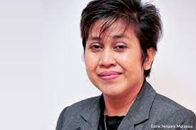 Following bank negara malaysia's previous announcement of tan sri muhammad ibrahim's resignation as the governor, reports have confirmed that datuk nor shamsiah will be appointed as the new governor of bank negara malaysia and that the appointment has been approved by the yang. Nor Shamsiah S 5 Year Tenure As Bnm Governor Takes Effect July 1 Mof The Edge Markets
