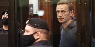 Алексей навальный сравнил свою арестантскую. Navernoe V Kandalah Budut Vozit Navalnogo V Sizo Postavili Na Uchet Kak Sklonnogo K Pobegu