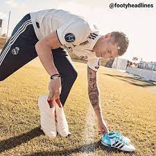 Find your adidas toni kroos at adidas.co.uk. Footy Headlines On Twitter Will Toni Kroos Ever Switch To The Adidas Copa 19 Boots Comment Below All Details Now On Https T Co Hx7nfzrqbi Https T Co Bblgenpakm