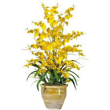 For your dining table to add a bit of class and charm, or for that table in the middle of the foyer, we give you a wonderfully colorful and vibrant collection of silk flower centerpieces. Flower Centerpieces You Ll Love In 2021 Wayfair