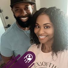 This is my younger cousin Ally! She's a huge dead head, her parents and my  dad used to go to shows thougout the 80s and 90s. Ally gave a local  ribhouse bar