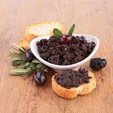 Recette Tapenade Noire Maison Lile Aux Epices In 2020 Caviar Recipes Tapenade Poor Man S Caviar Recipe