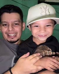 Este año fue muy difícil, pero entiendo que Dios fue demasiado bueno  conmigo y les quiero contar algunos momentos importantes que pasaron:  -Empecé este año creando contenido y siendo muy diligente en