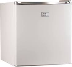 Capacity provides enough space to store your favorite treats and beverages. 17v Compact Refrigerator Energy Star Single Door Mini Fridge With Freezer 1 7 Cubic Ft Vcm