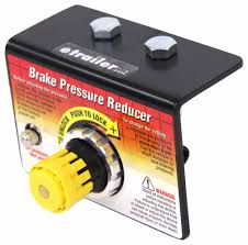 The smallest, most advanced towed braking system on the market. Roadmaster Brake Pressure Reducer For Brakemaster Supplemental Braking System Roadmaster Accessories And Parts Rm 900002