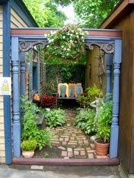 Beautiful Use Of Alley Small Courtyard Gardens Garden Nook Backyard
