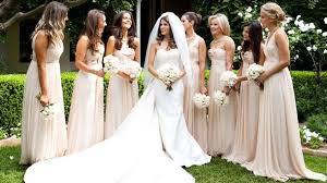 Love The Subtle Colour Different Dresses Vestidos De Noche Damas De Honor Novios