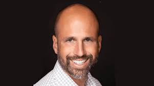 Axios HQ: Employee Directory