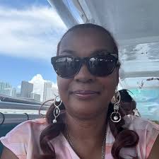 I know the CMAs fighting air right now 🤭 Beyonce Bowl