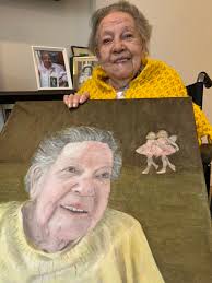 Budding artist captures centenarian's 102 years of life
