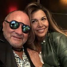 Cesar Mora y su Orq. Maria Canela